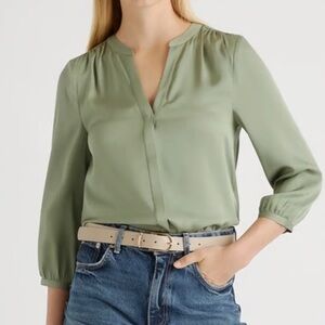 Quince Washable Stretch Silk Pleat Back Blouse moss green, Large